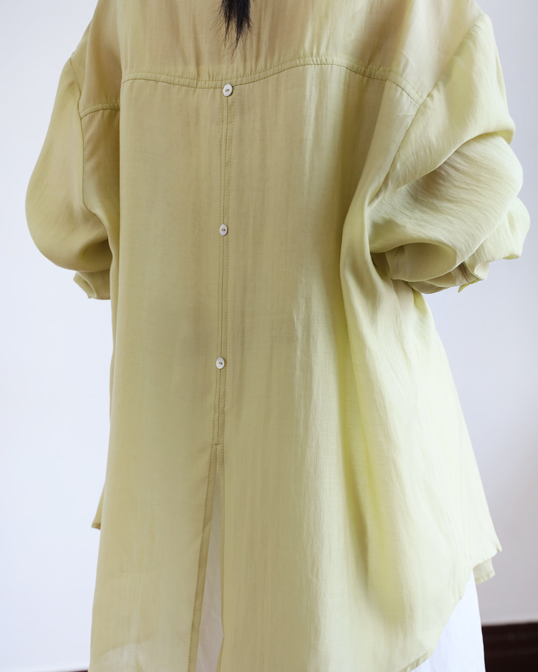 Silky Shirt w/ Back Buttons (4 colors)