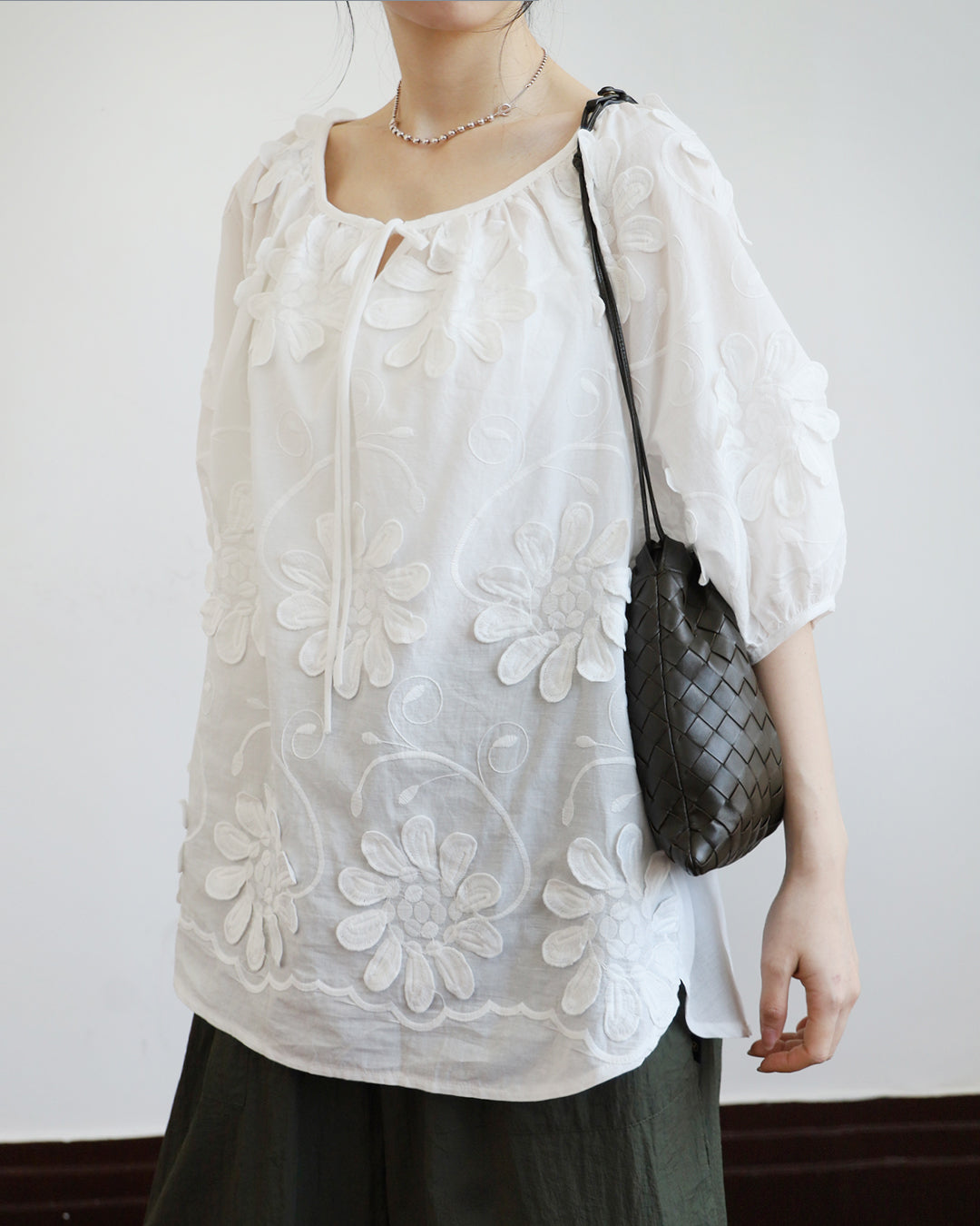 Tie Collar Embroidered Blouse