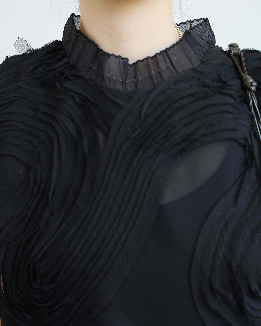 Wavy Texture Fabric Vest ( 2 Colors)