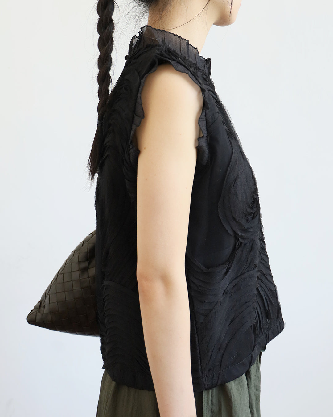 Wavy Texture Fabric Vest ( 2 Colors)