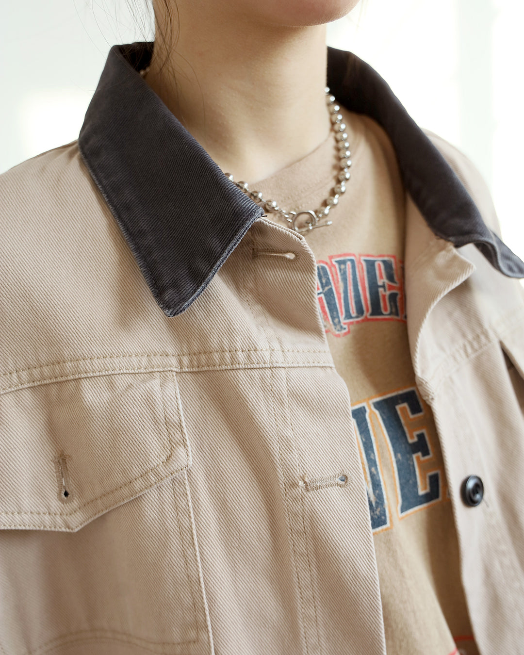 Contrast Collar Pockets Jacket