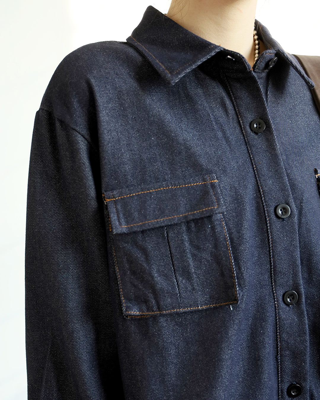 Pleated Back Shirt (2 colors)