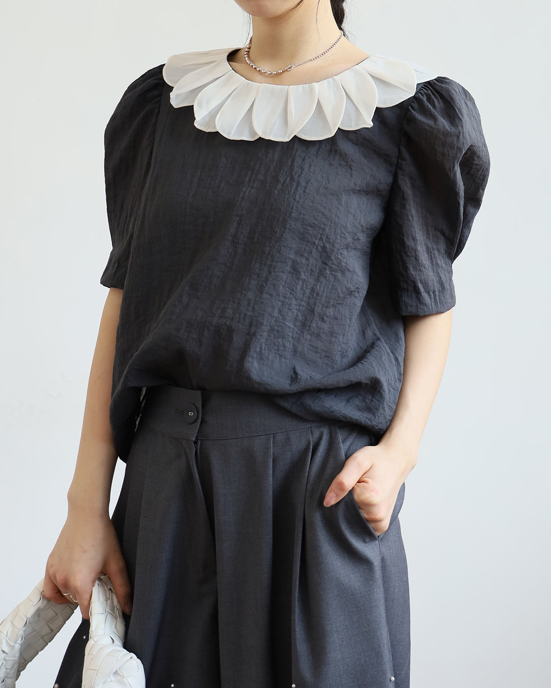 Petal Collar Top (2 colors)