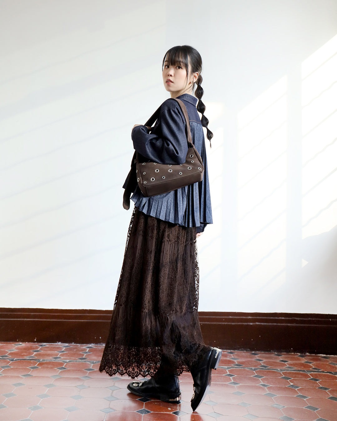 Reversible Lace Layer Pleated Skirt