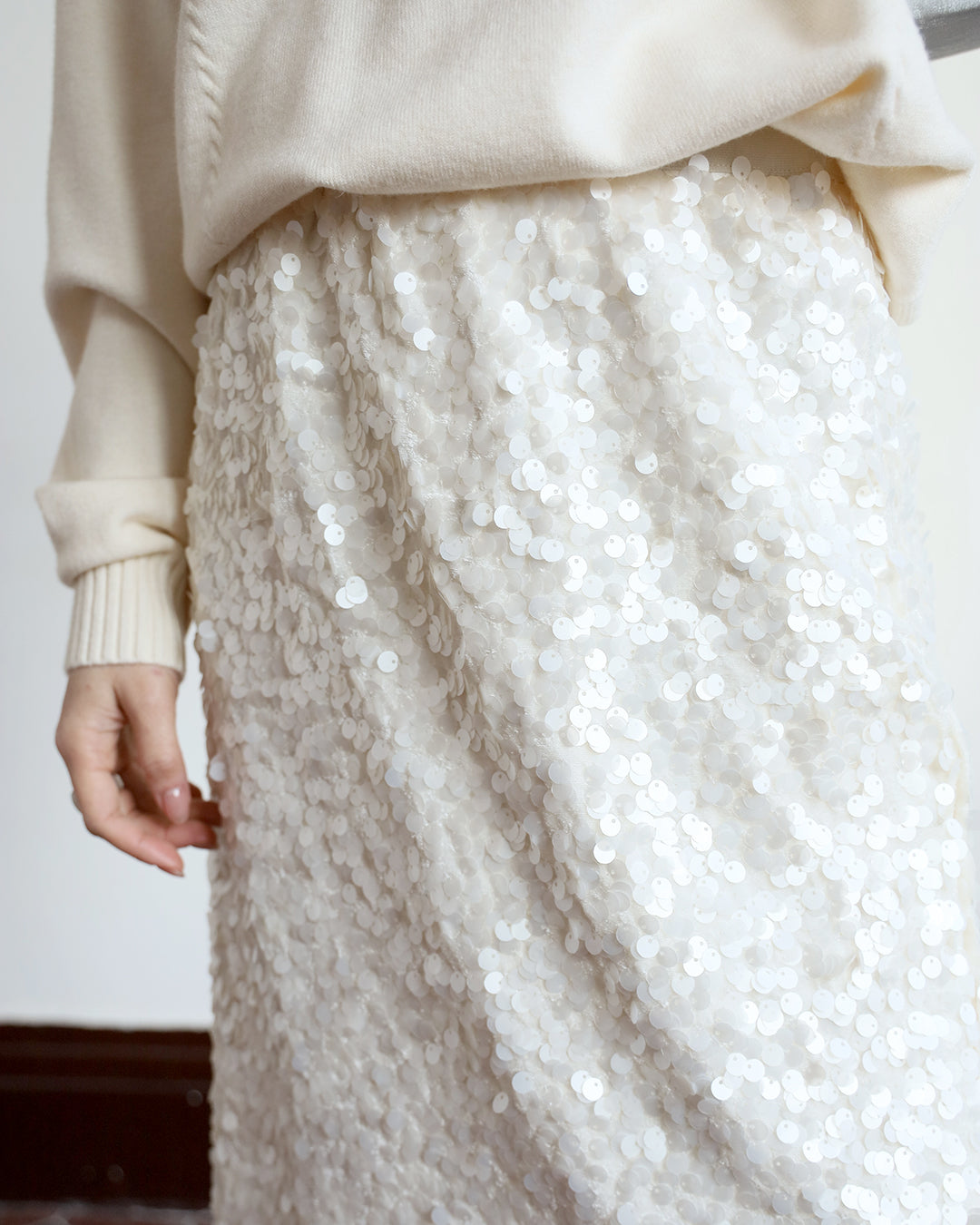 Matte Sequin Midi Skirt (2 colors)