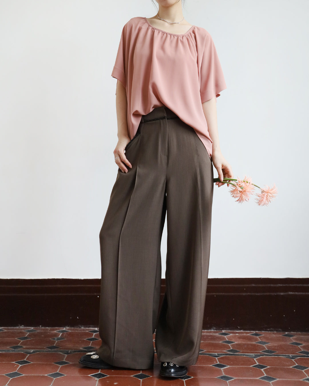 Contrast Trim Pleated Pants (3 Colors | Size S - L)