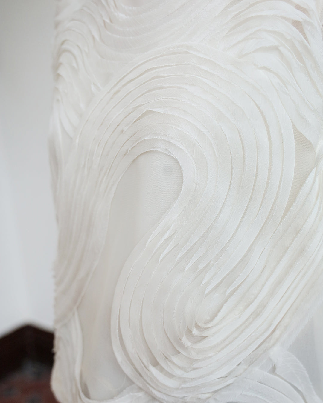 Wavy Texture Fabric Vest ( 2 Colors)