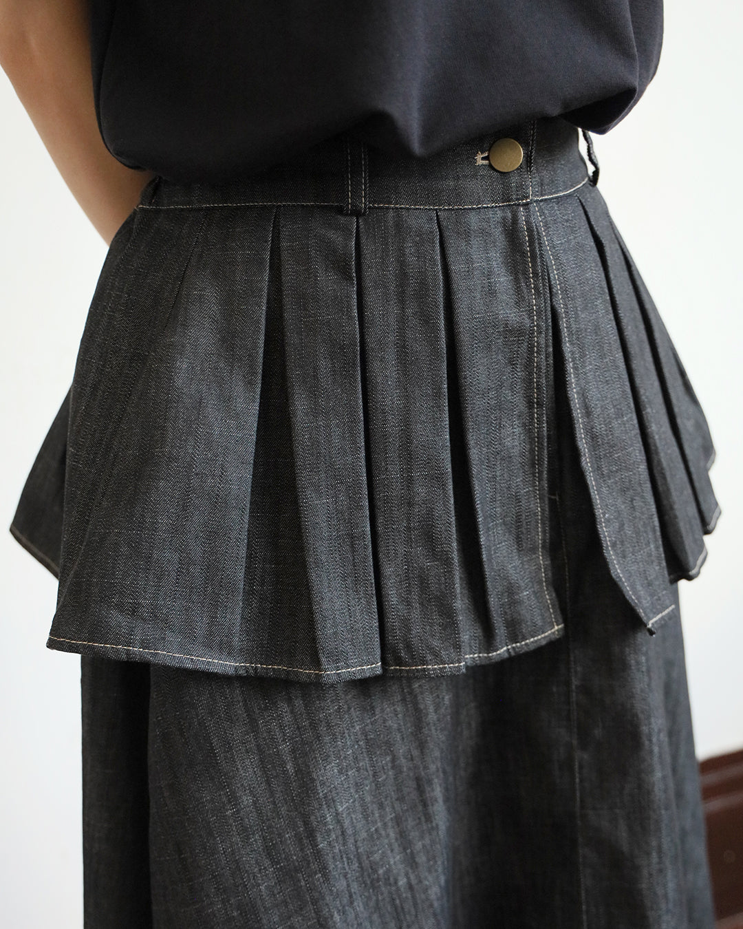 Pleated Layer Denim Skirt (2 color)