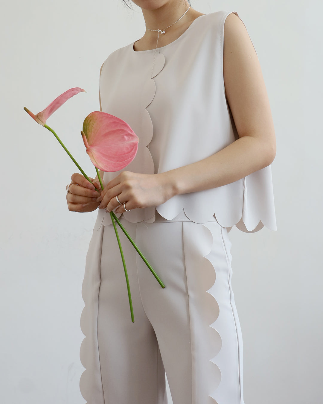 Petal Vest + Pants (set) (2 color)