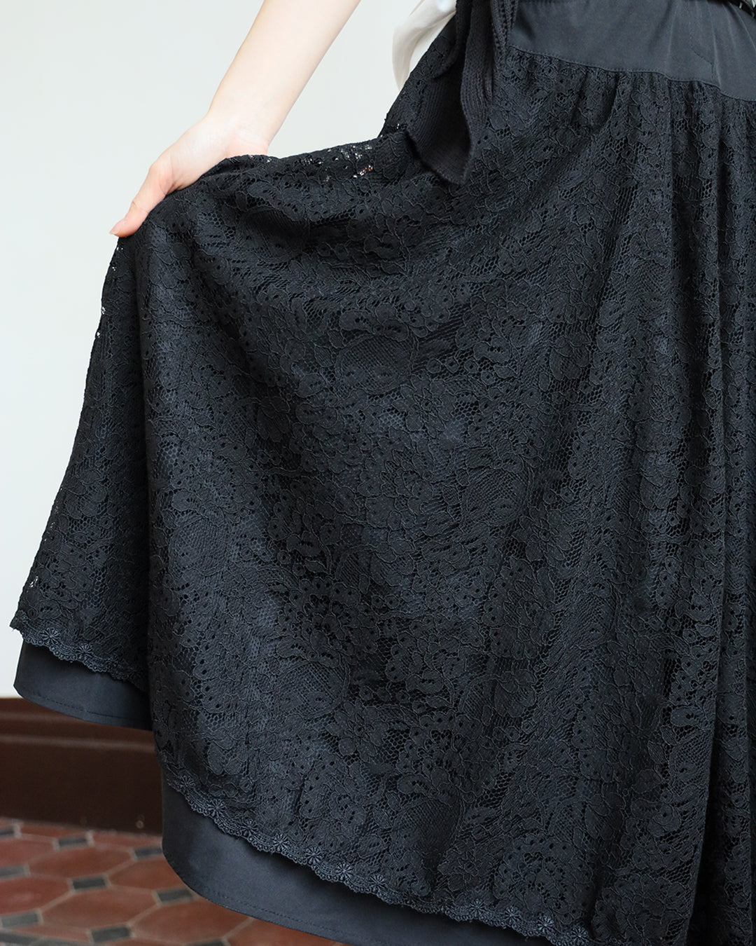 *Mix Fabric Lace Skater Skirt (2 Colors | Size S - L)