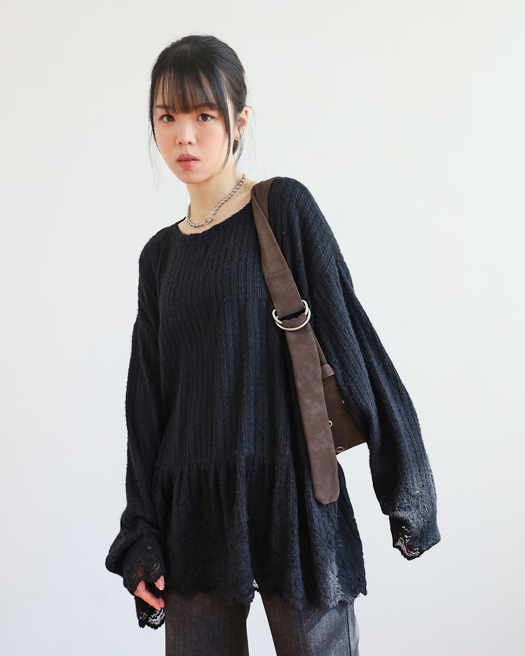 Lace Trim Peplum Hem Top (2 colors)