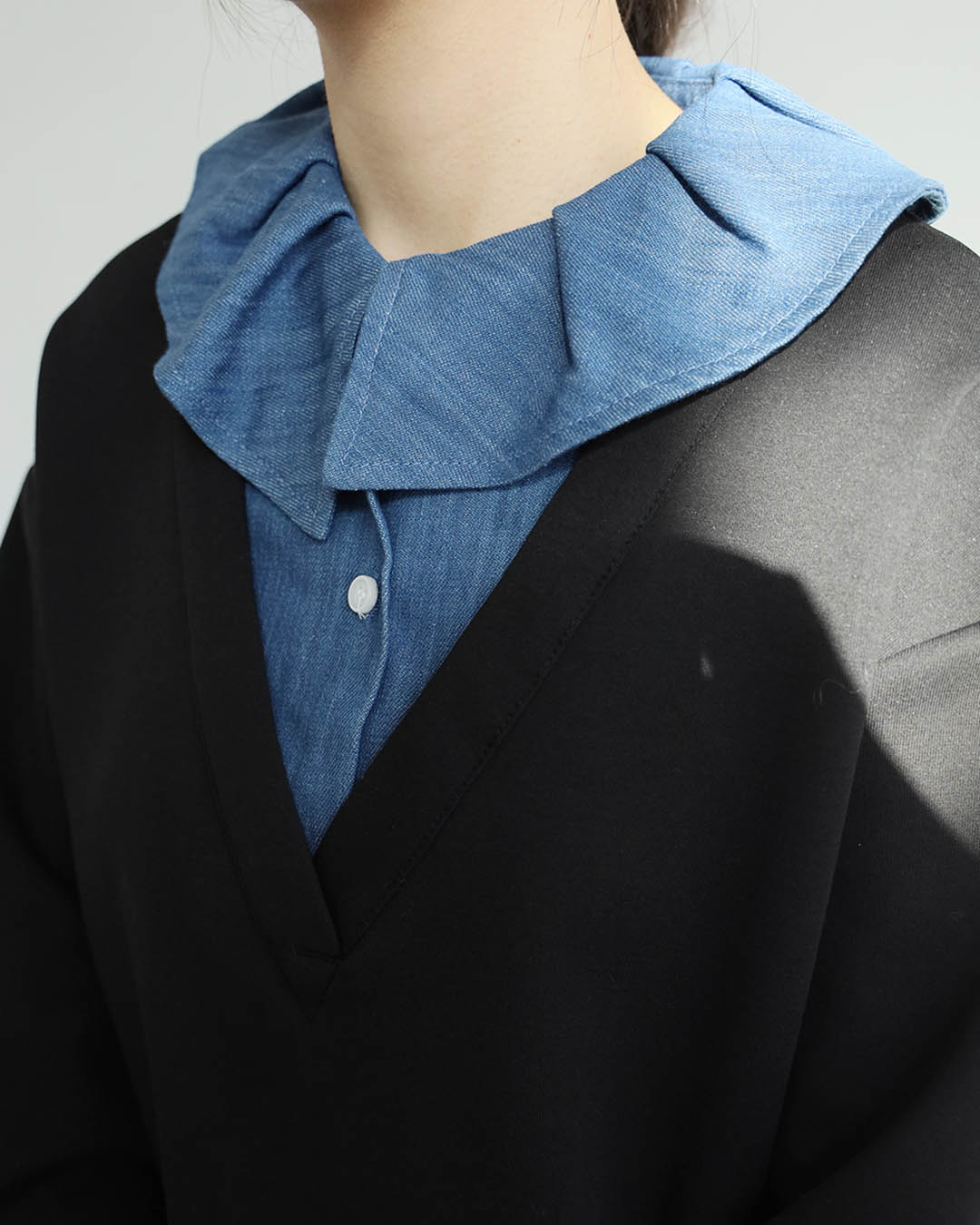 2 in 1 Ruffle Collar Sweatshirt (2 Colors)