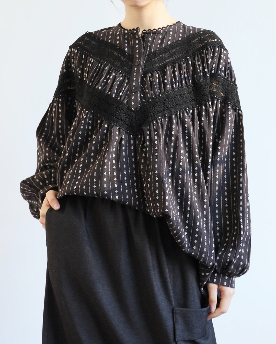 Lace Trimmed Swing Top (2 color)