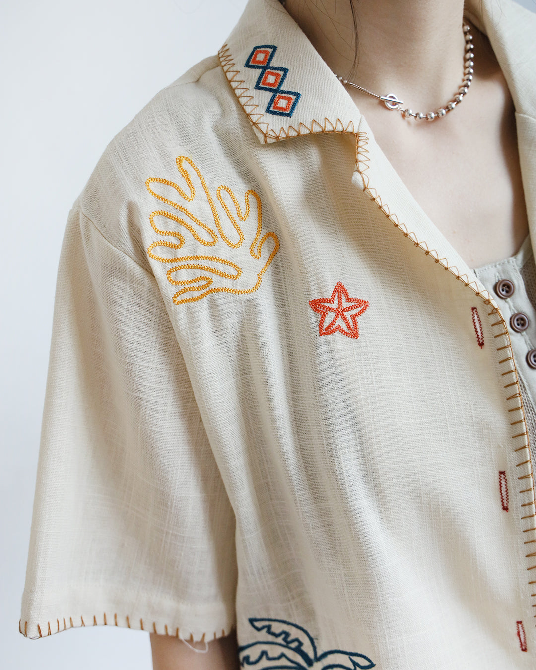 Embroidery Revere Collar Shirt
