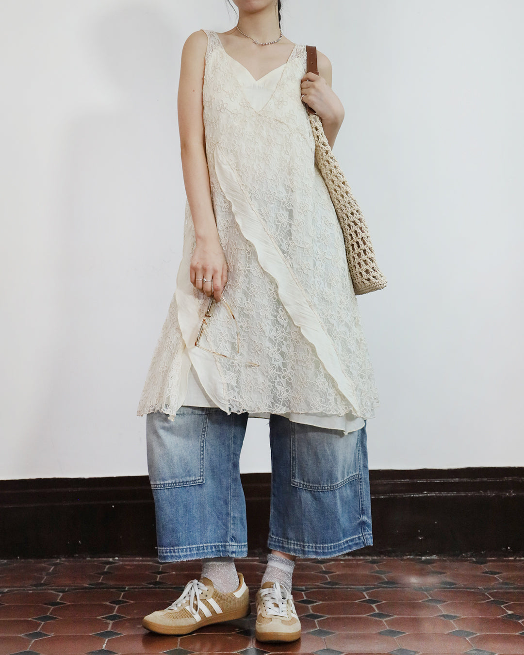 Ruffle Trimmed Lace Dress (w/ Inner Dress)
