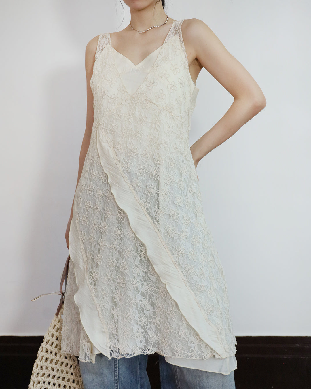 Ruffle Trimmed Lace Dress (w/ Inner Dress)