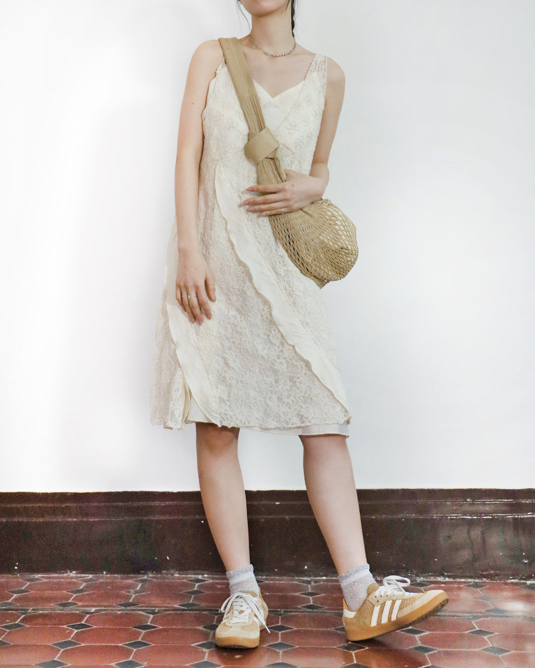 Ruffle Trimmed Lace Dress (w/ Inner Dress)
