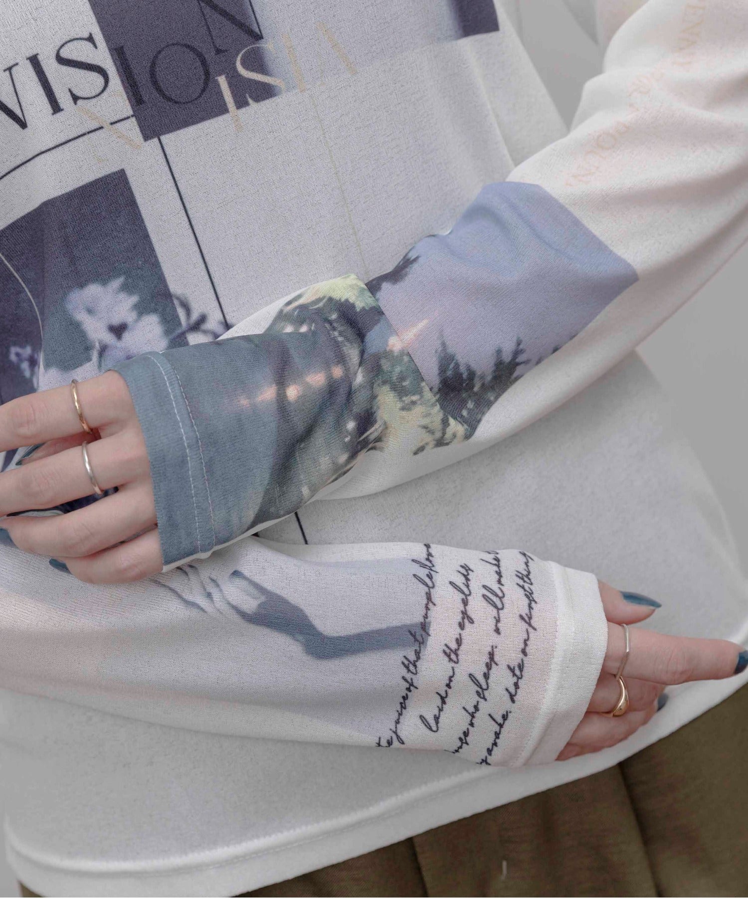 JAPAN BRAND - Photo Print  Top (3 Colors)