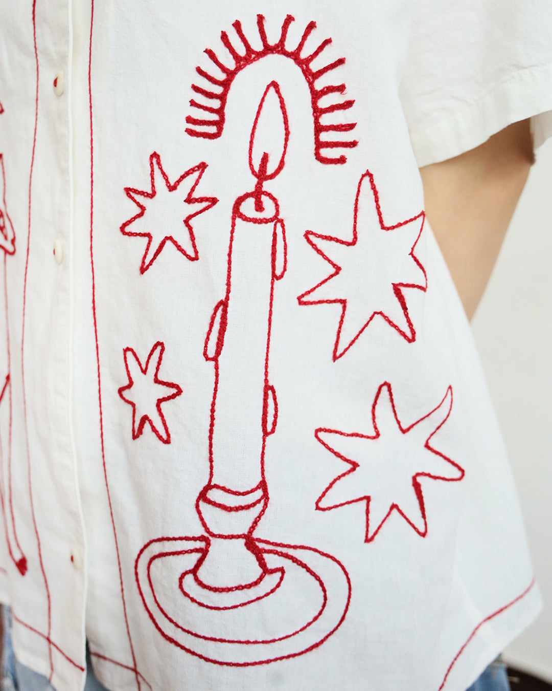 Embroidery Revere Collar Shirt  (2 Colors)