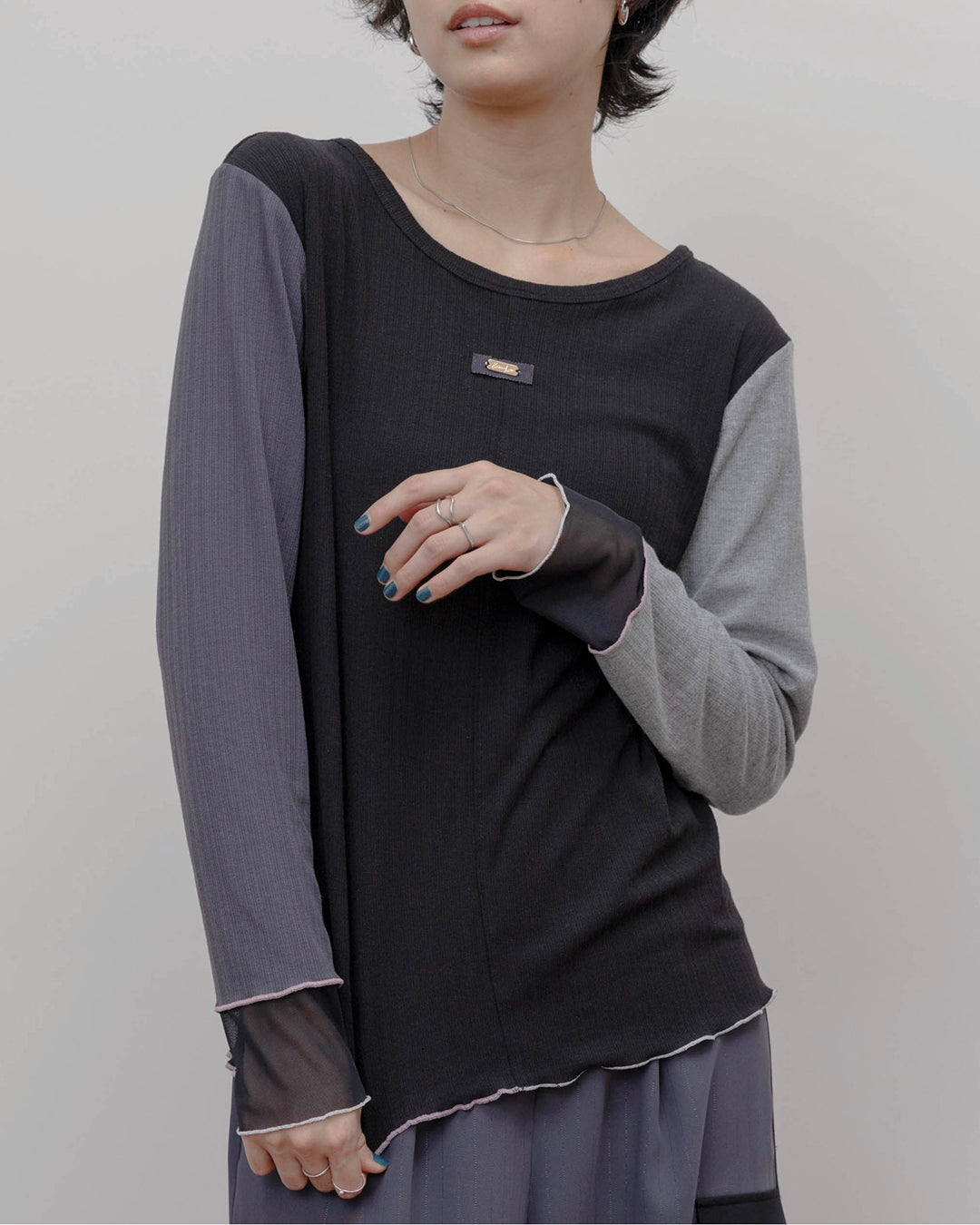JAPAN BRAND - Mesh Cuff Color Block Top