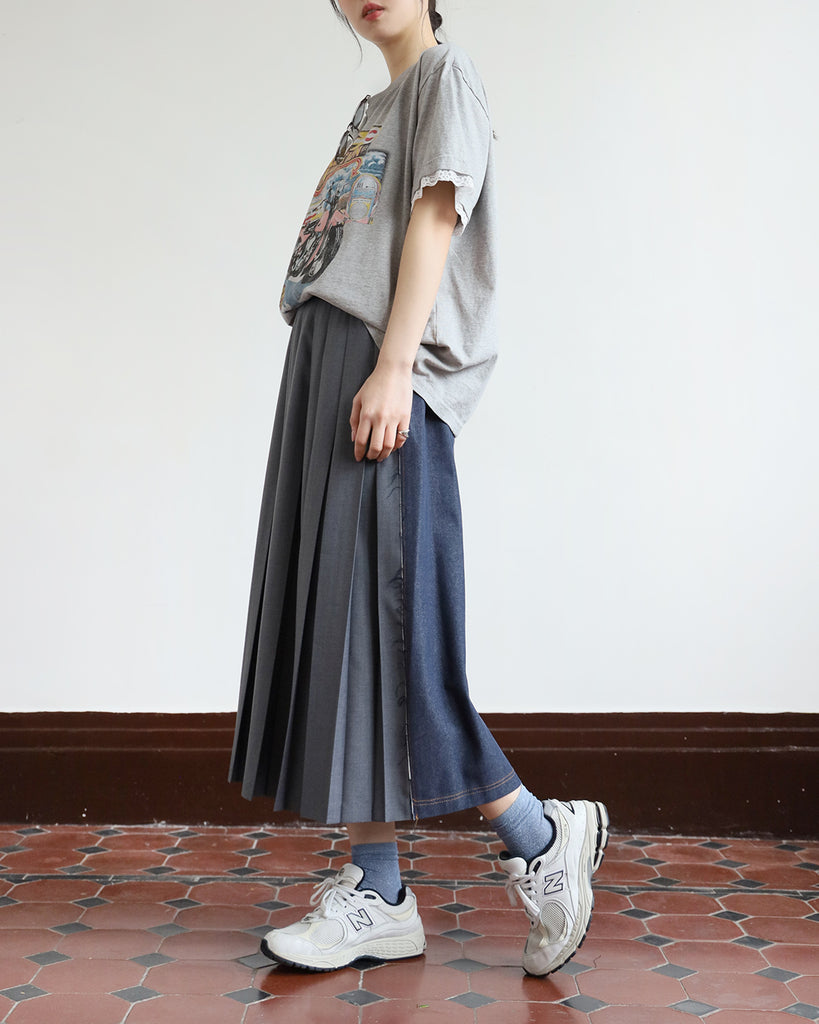 Denim Back Pleated Skirt