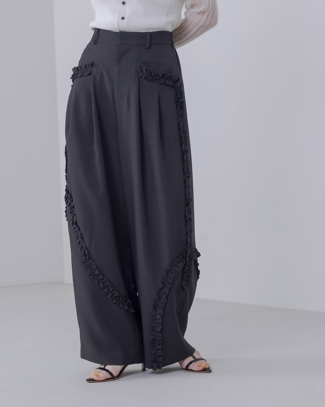 JAPAN BRAND - Ruffle Trimmed Pants (2 Colors)