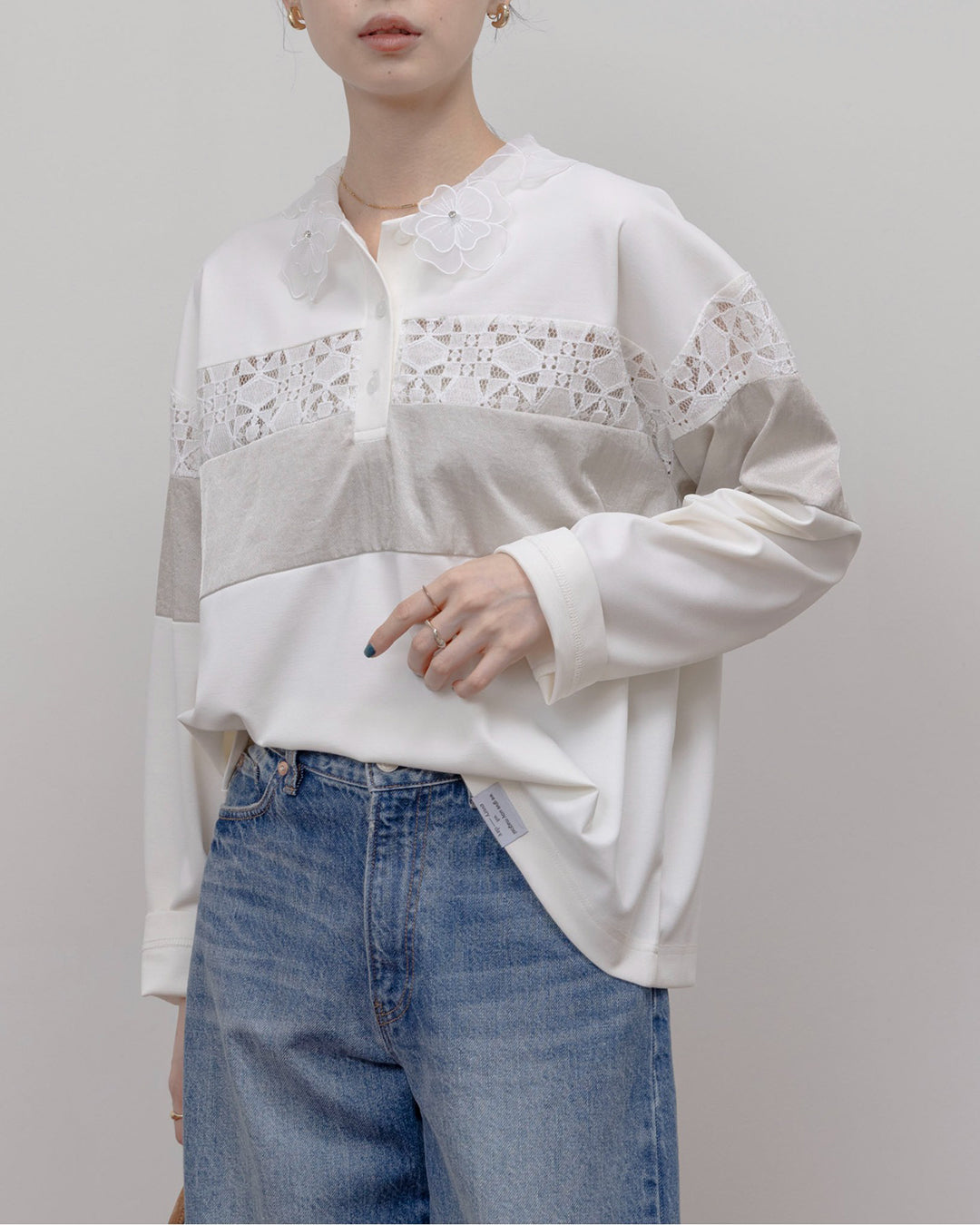 JAPAN BRAND - Floral Collar Lace Inserted Polo Shirt (2 Colors)