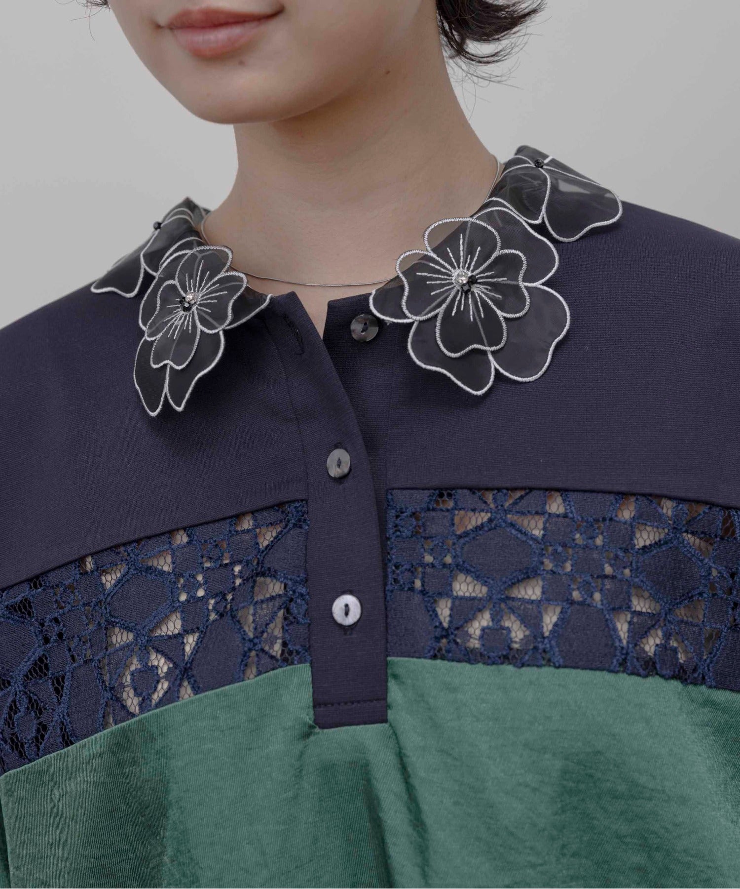 JAPAN BRAND - Floral Collar Lace Inserted Polo Shirt (2 Colors)