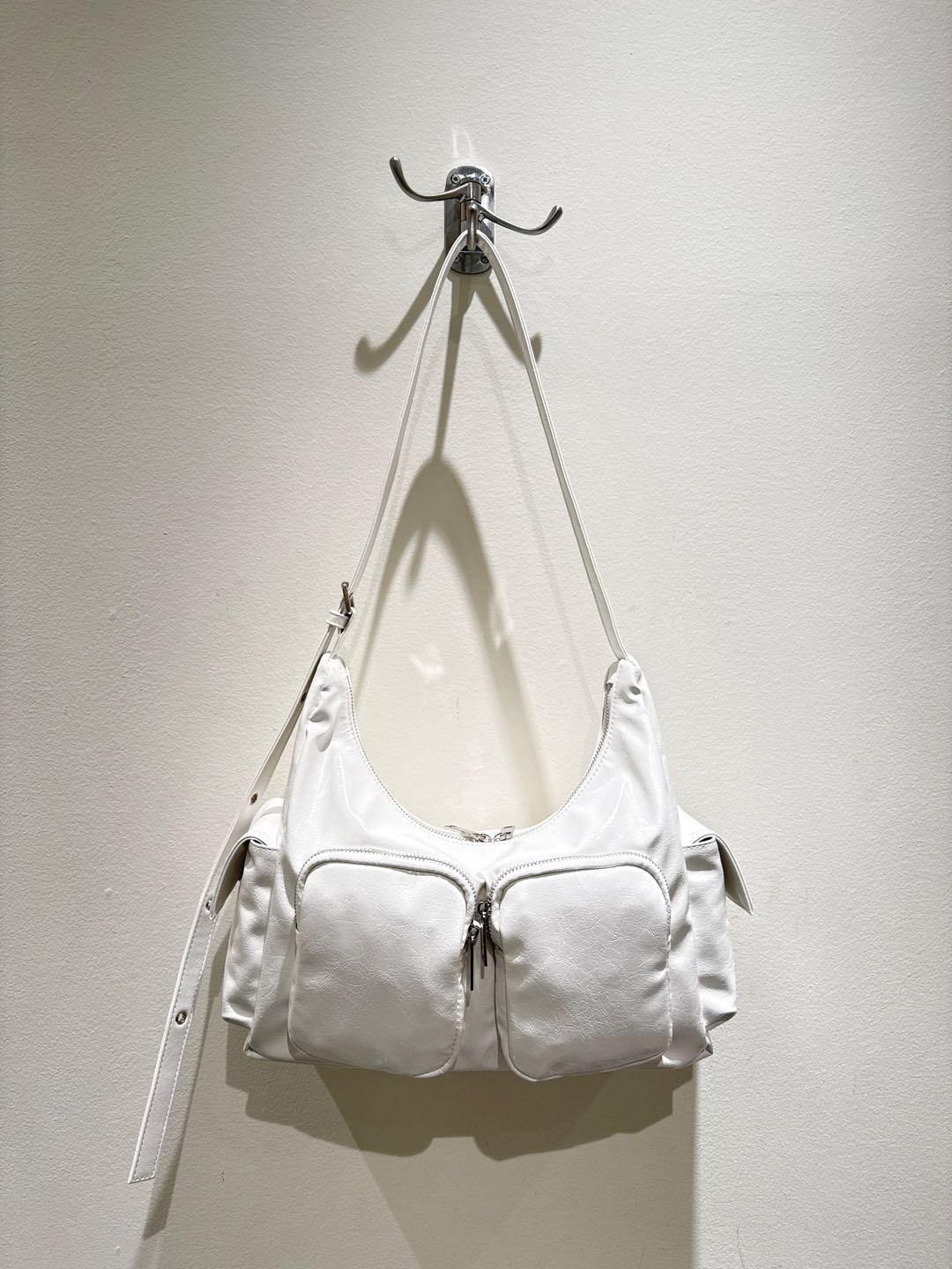 Multi Pocket Shoulder Bag (3 color)