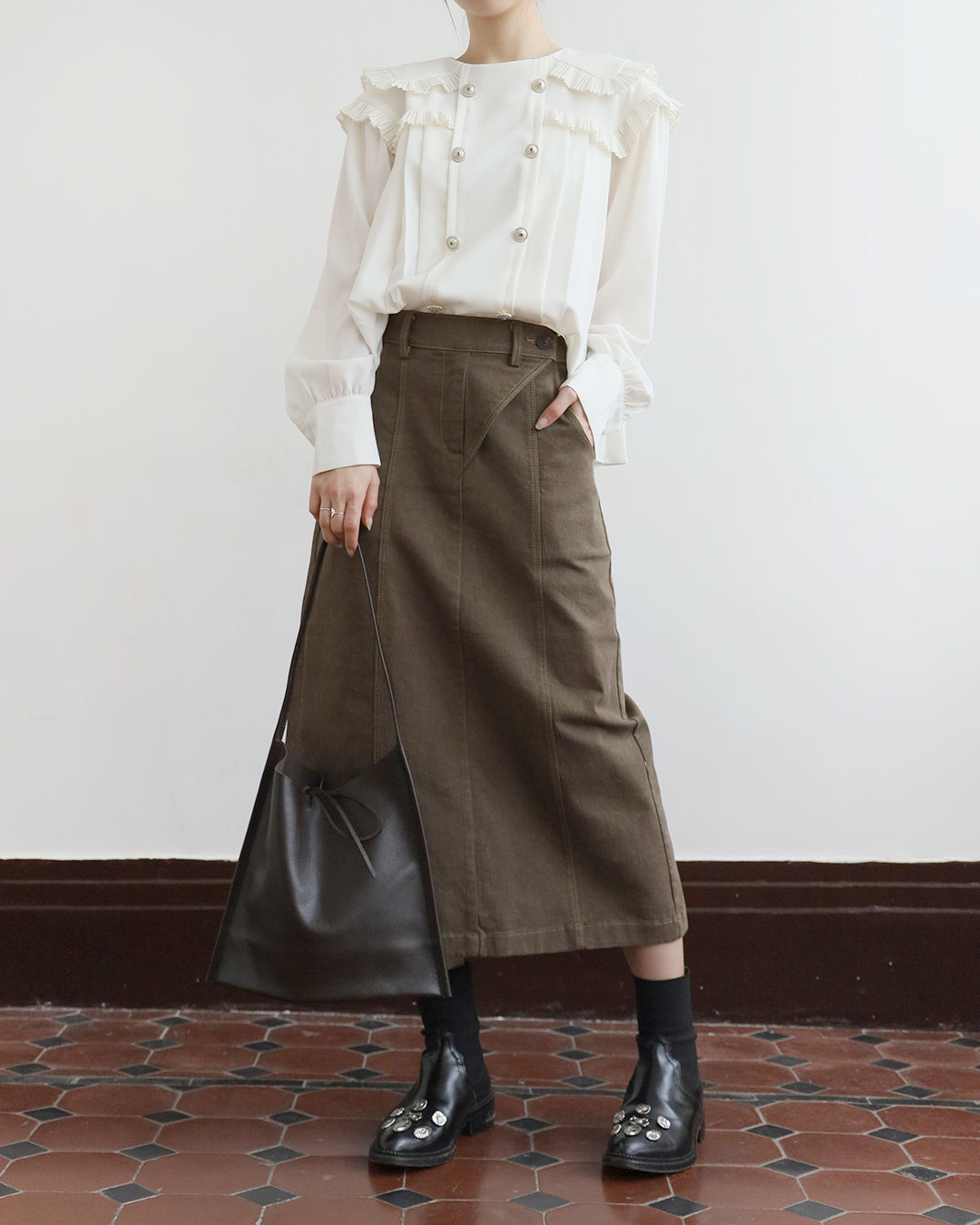 Ruffle Trimmed Pleated Top (2 Colors)