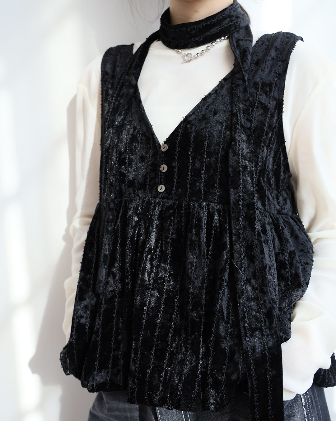 Basic Top + Velvet Peplum Hem Top (Set) (2 colors)