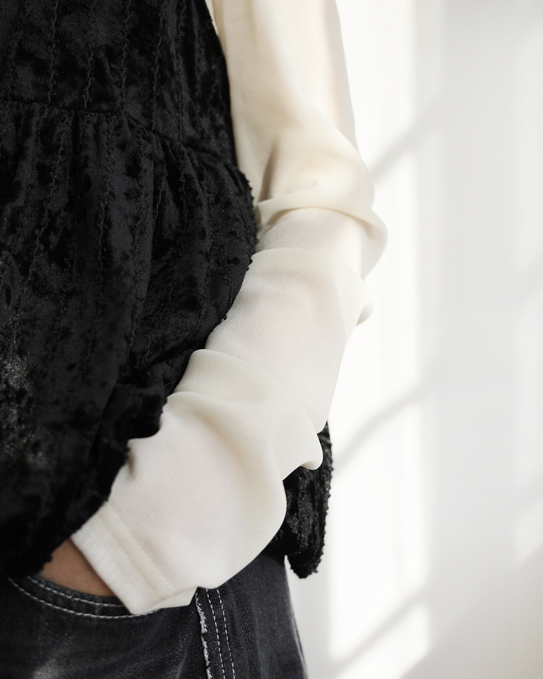 Basic Top + Velvet Peplum Hem Top (Set) (2 colors)