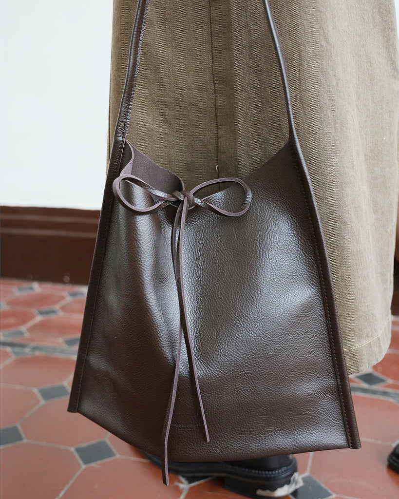 Leather Tote (7-Col.) 直播留言 "totebag" 即可以"代購價" $499 選購