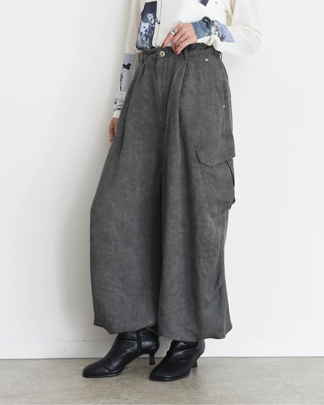 JAPAN BRAND - Washed Denim Cargo Pants (3 Colors)