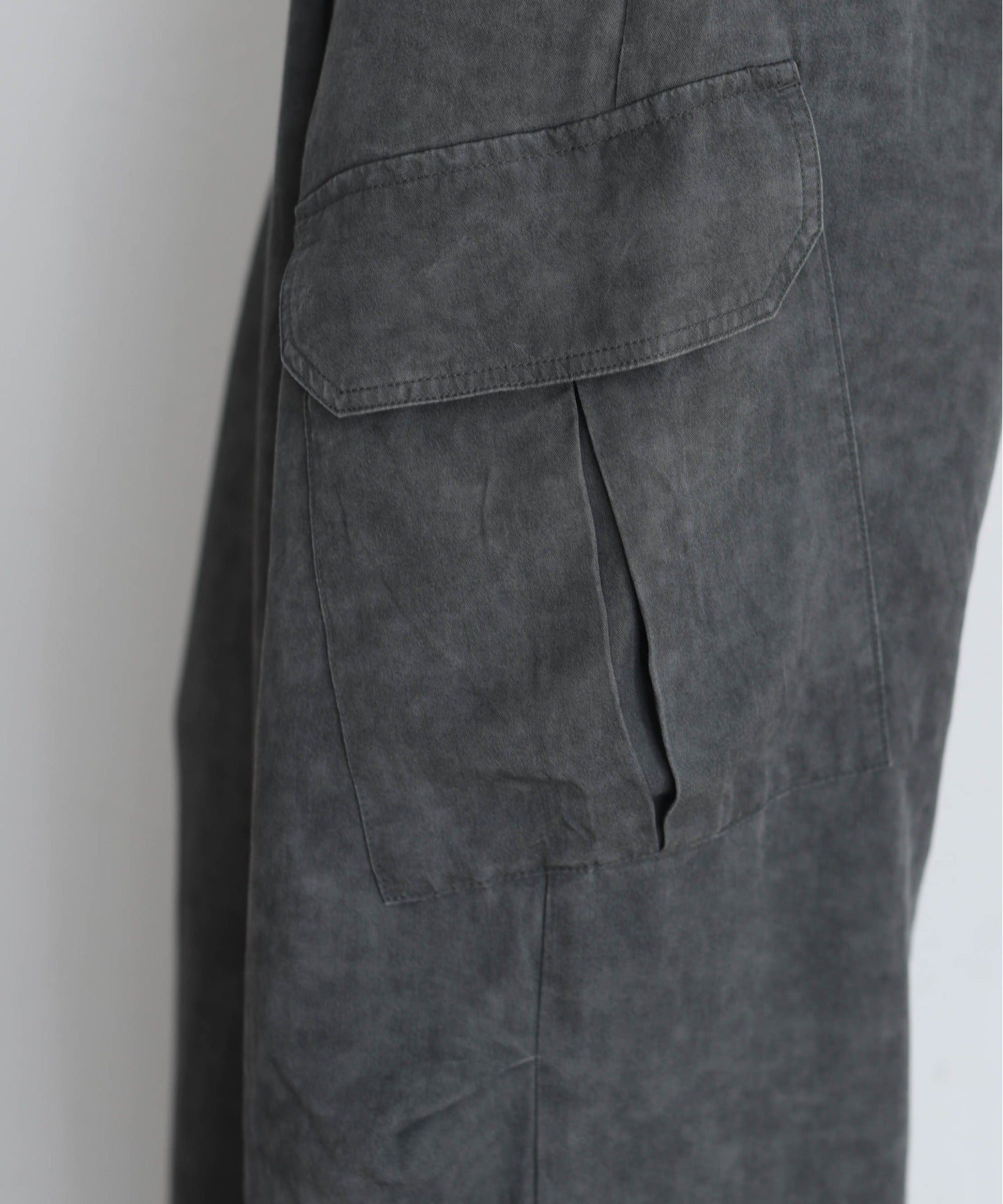 JAPAN BRAND - Washed Denim Cargo Pants (3 Colors)