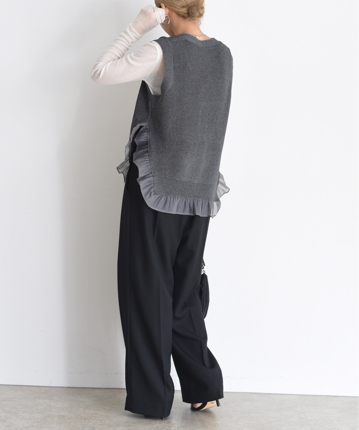 JAPAN BRAND - Metallic Mesh Trim Knitted Vest (3 Colors)