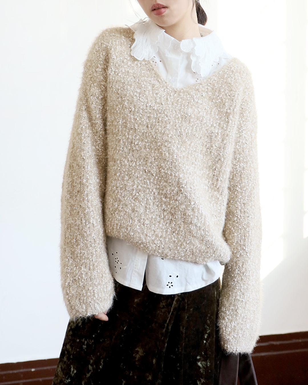 Embroidery Floral Collar Blouse