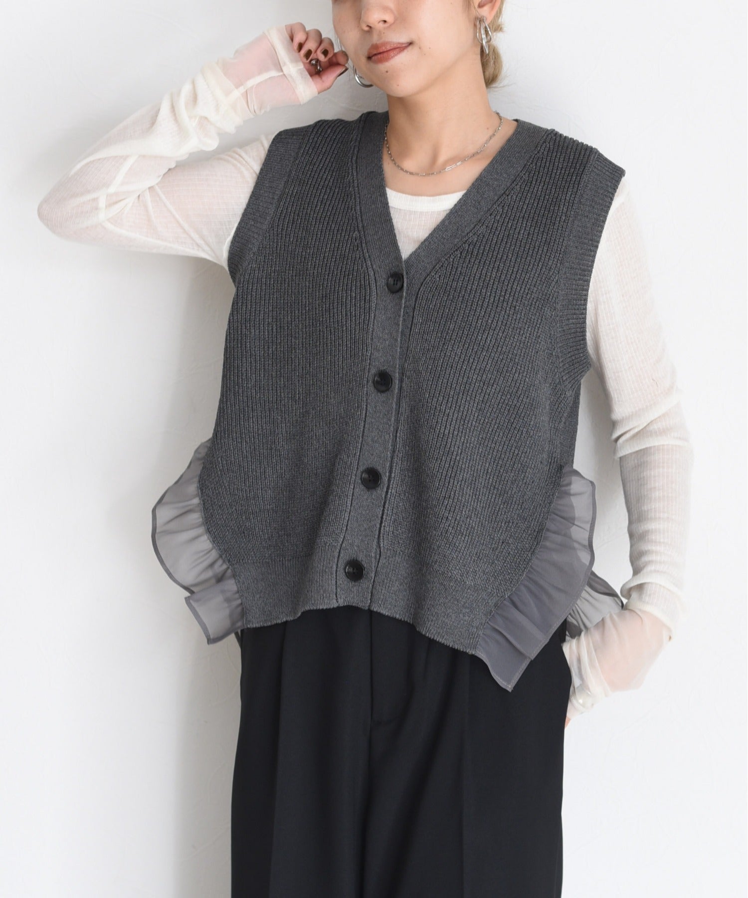 JAPAN BRAND - Metallic Mesh Trim Knitted Vest (3 Colors)