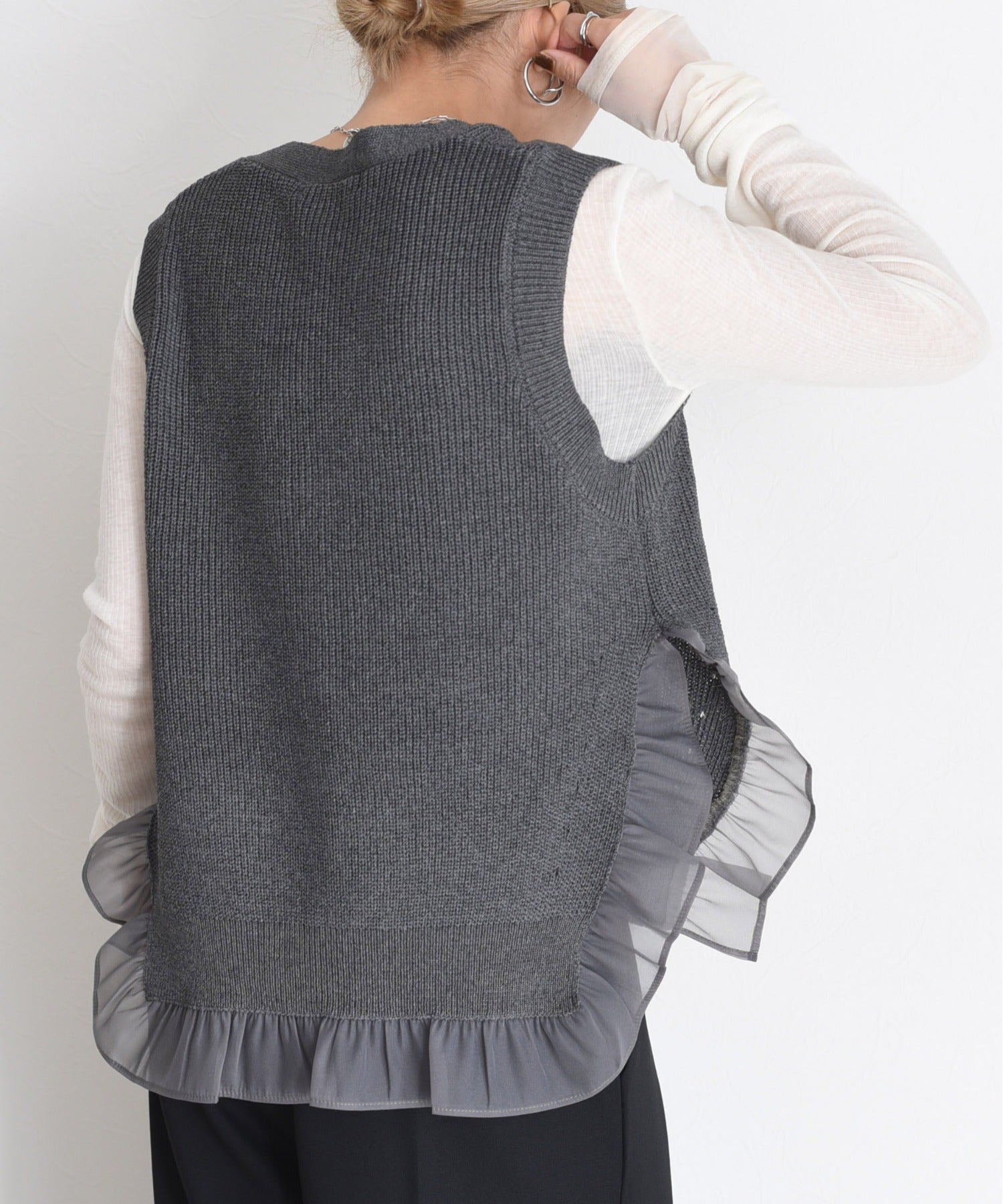 JAPAN BRAND - Metallic Mesh Trim Knitted Vest (3 Colors)