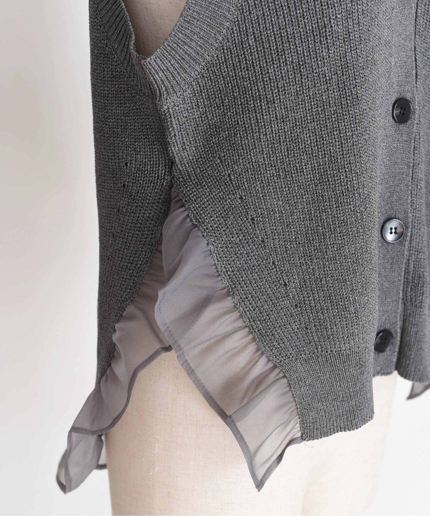 JAPAN BRAND - Metallic Mesh Trim Knitted Vest (3 Colors)