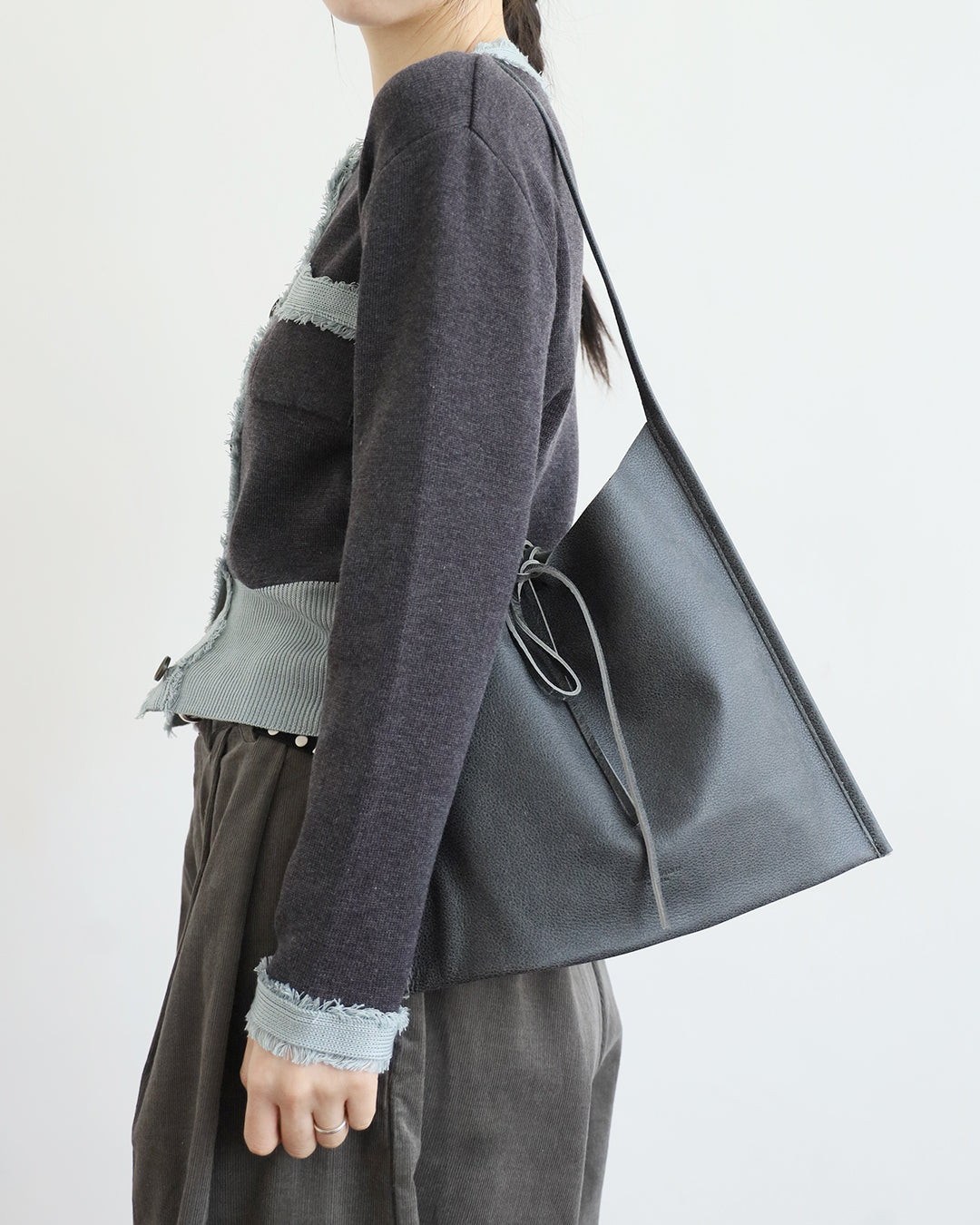 Leather Tote (7-Col.) 直播留言 "totebag" 即可以"代購價" $499 選購