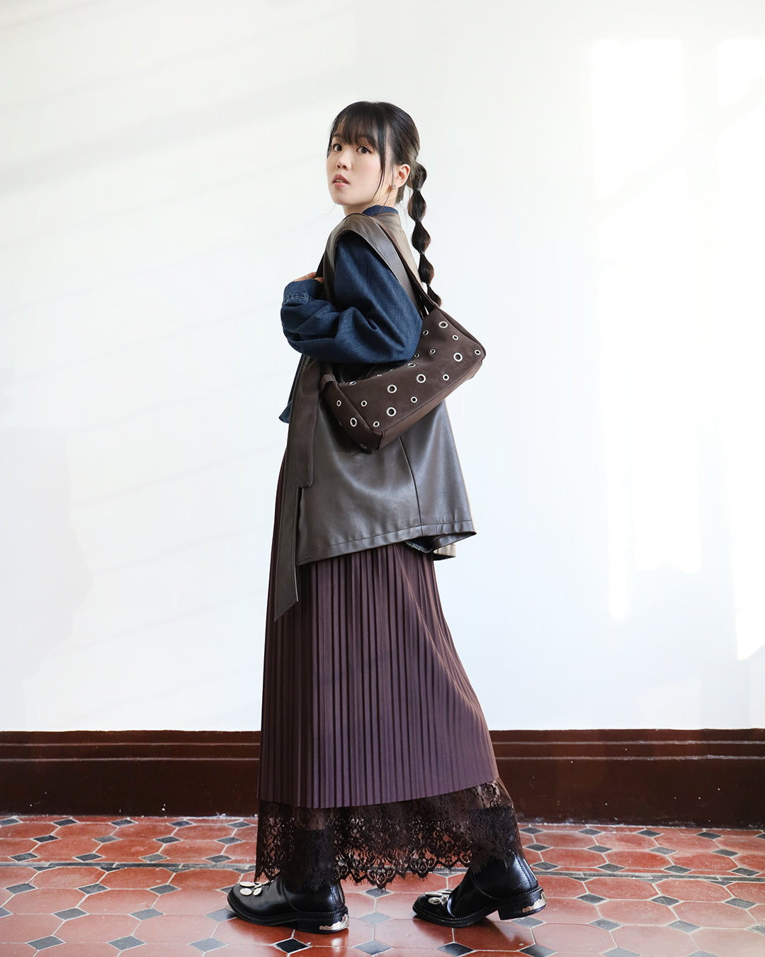 Reversible Lace Layer Pleated Skirt