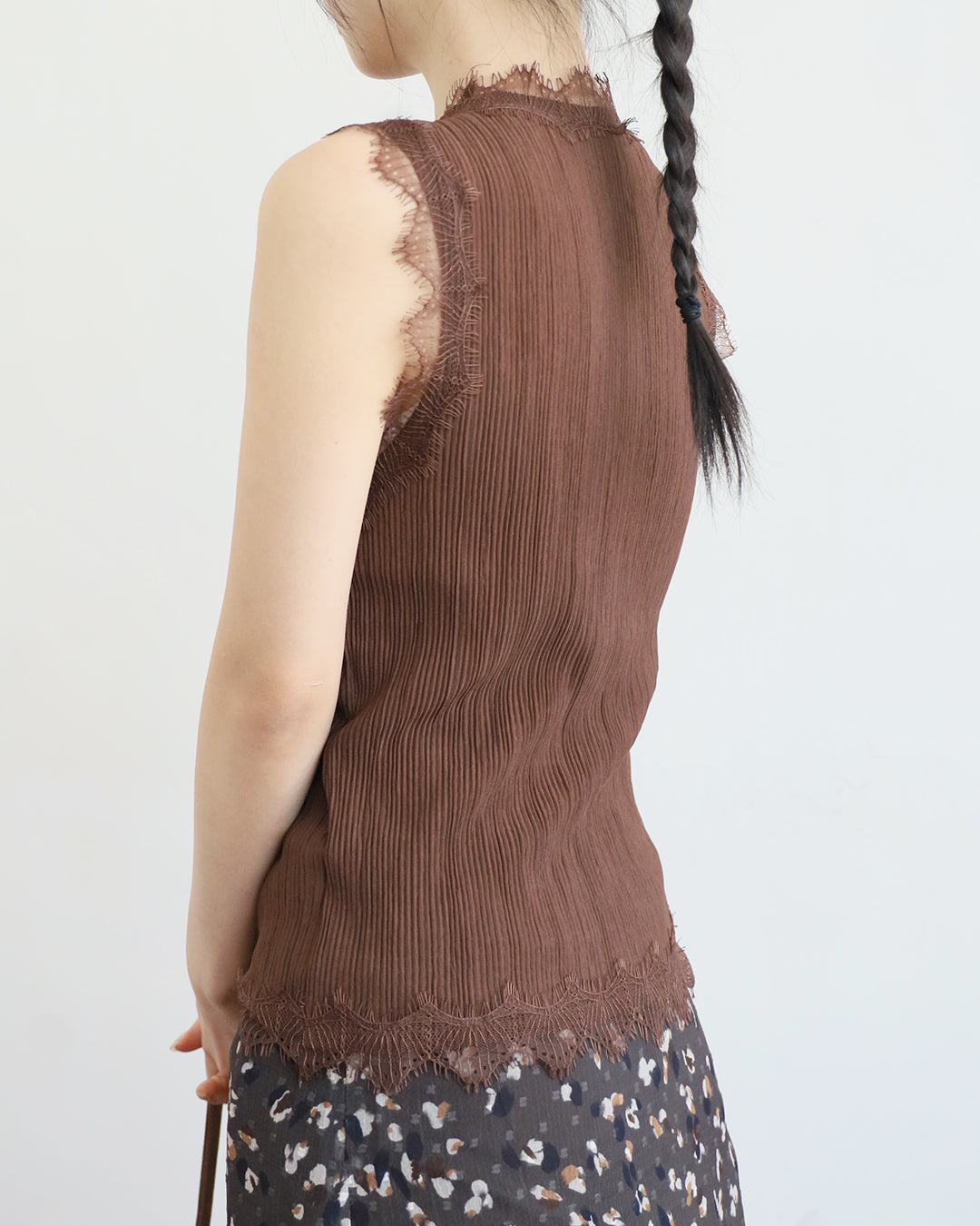 Lace Trim Pleated Vest (4 Colors)