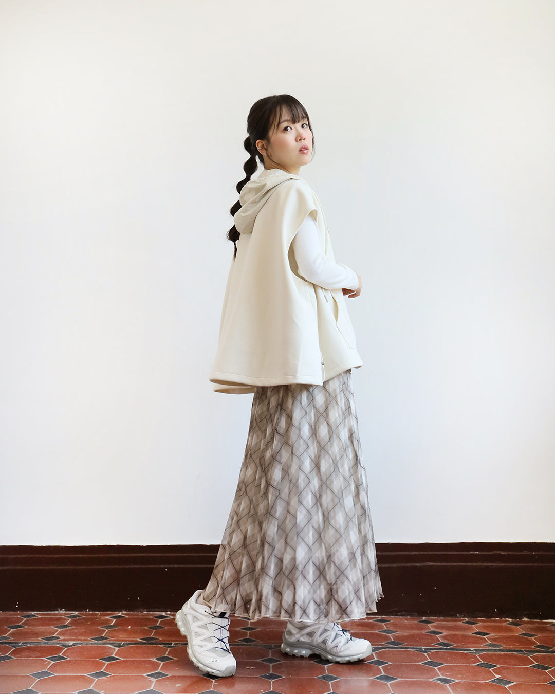 Mix Fabric Hooded Vest (3 Colors)