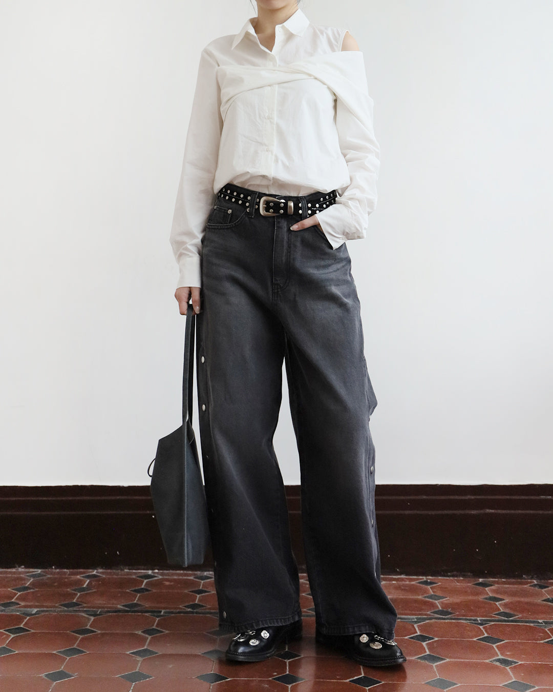 Cut Out Knot Shirt (3 Colors)