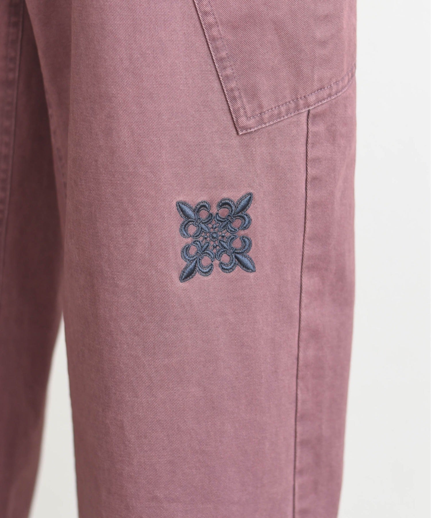 Embroidery Cargo Pants (3 Colors)