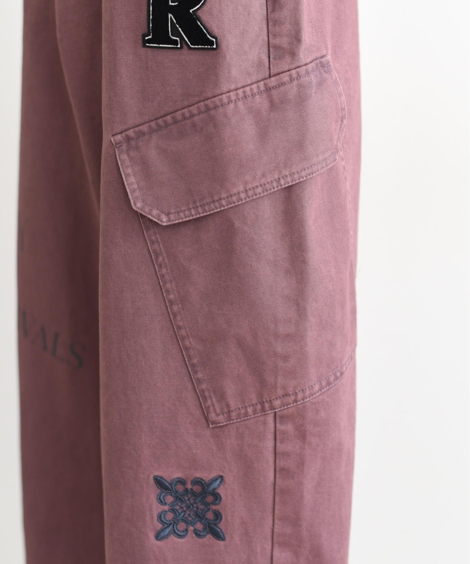 Embroidery Cargo Pants (3 Colors)