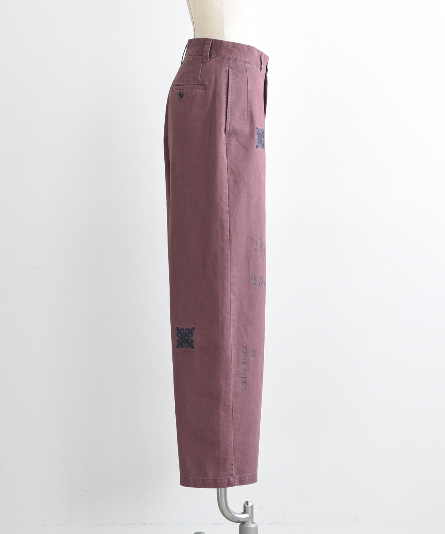 Embroidery Cargo Pants (3 Colors)