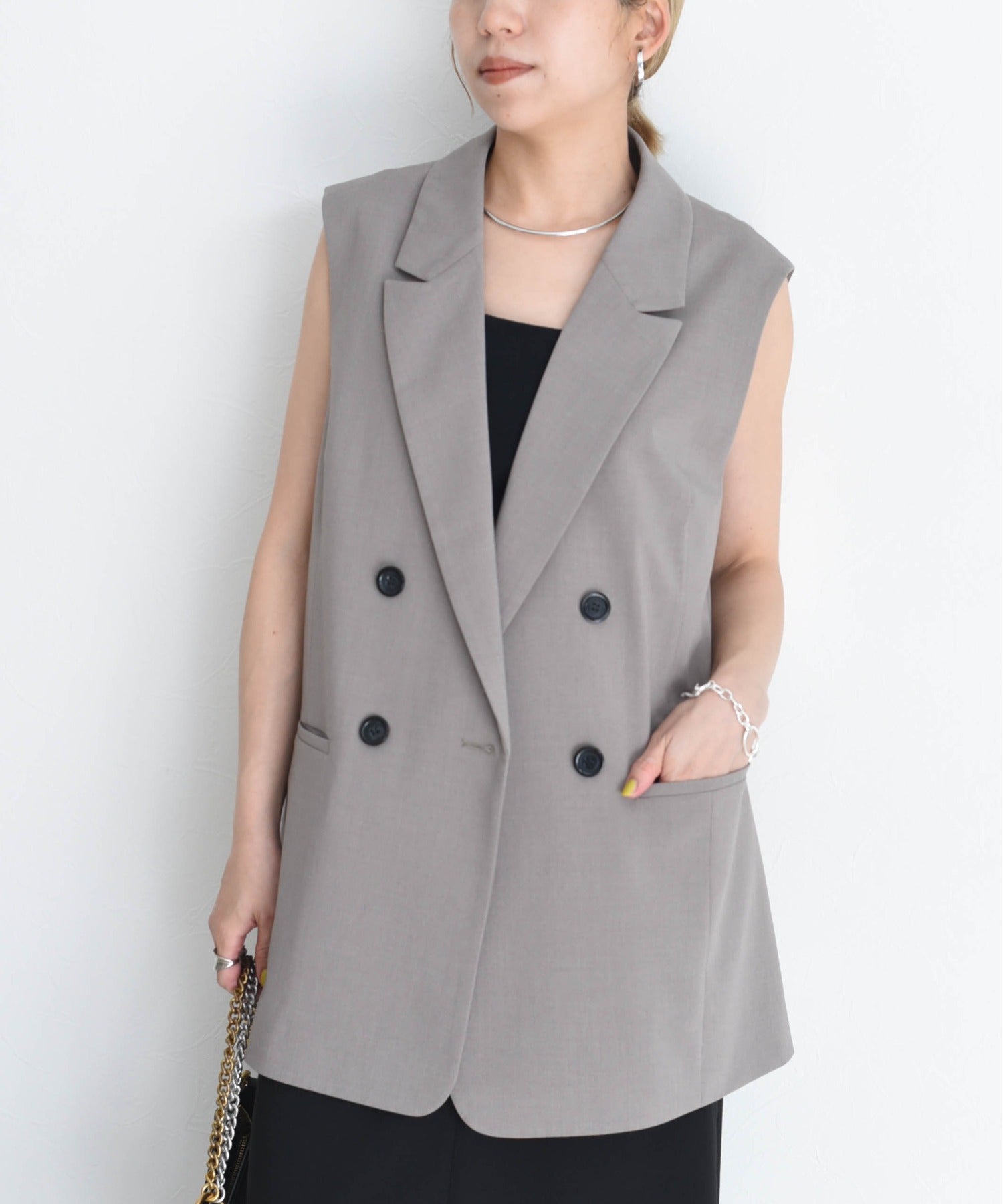 Embroidery Lace Layer Suit Vest (3 Colors)