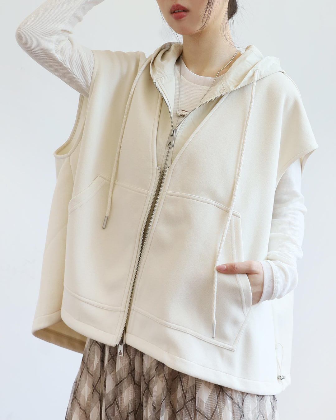 Mix Fabric Hooded Vest (3 Colors)